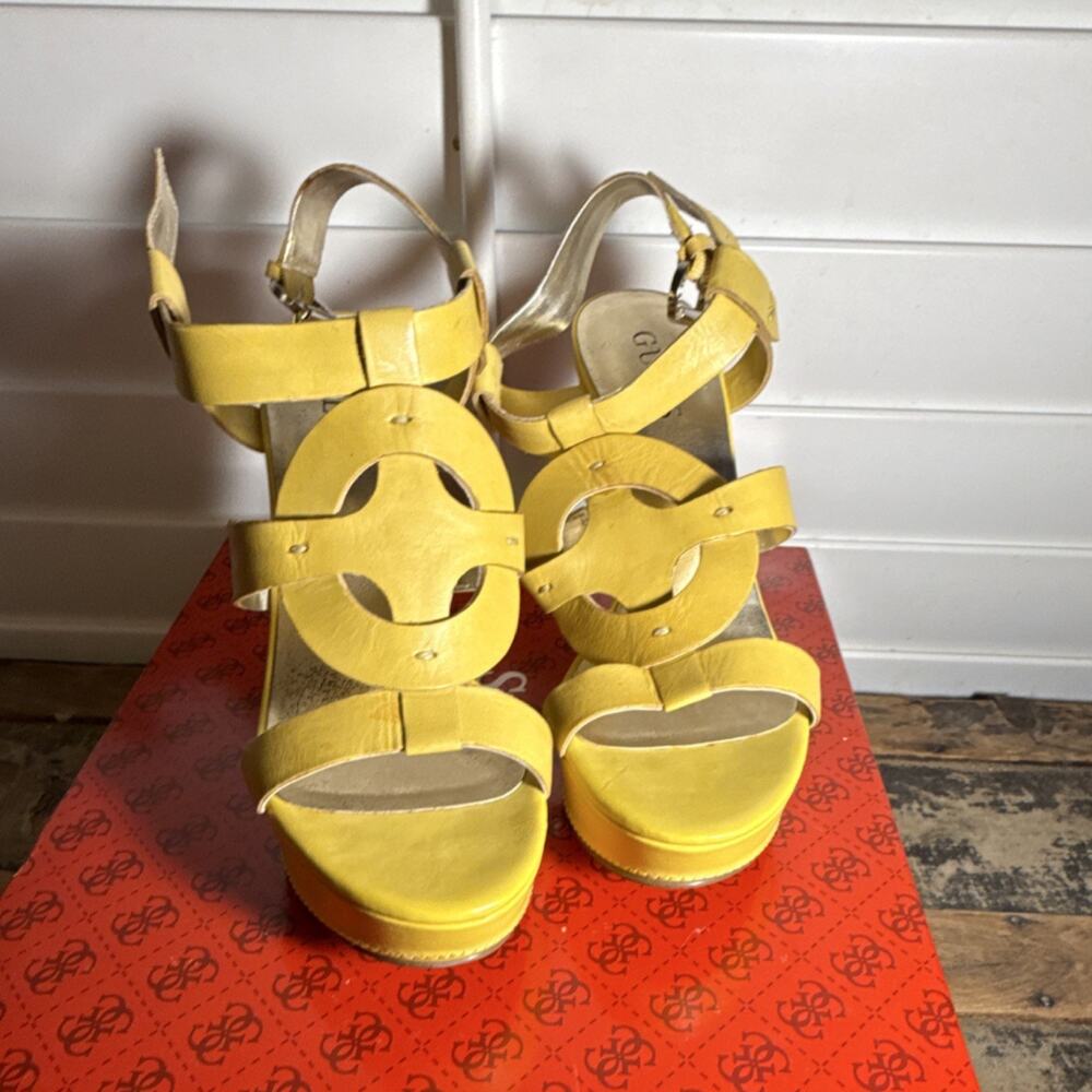 GUESS Yellow Leather Strappy Wedge Sandals Buckle Women's Size 7.5M